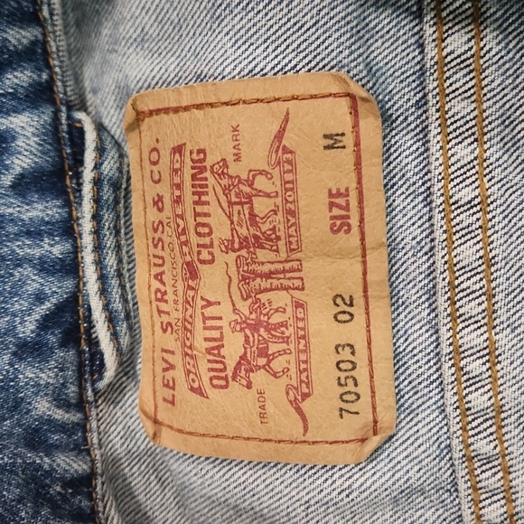 Vintage Levi's 70503 Mens 90's Medium Wash Jean Jacket - Picture 2 of 5